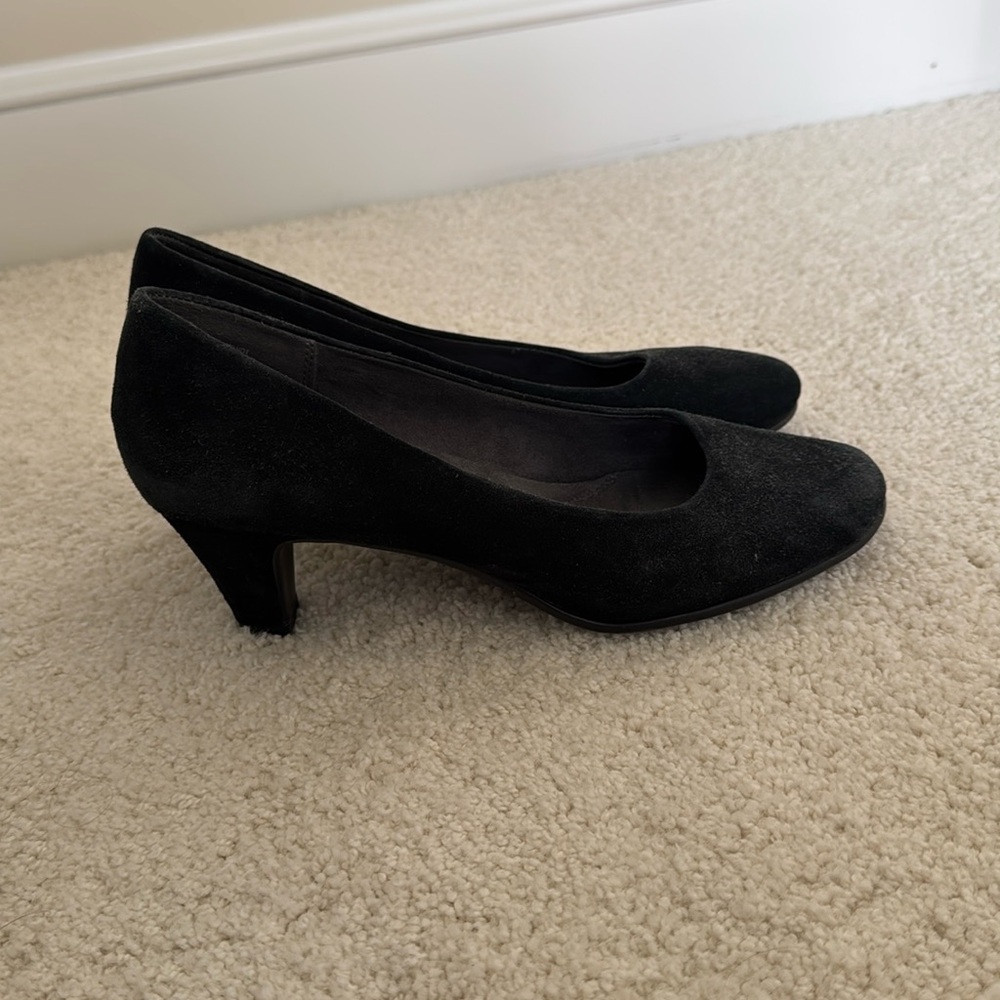 Short and Comfortable Aerosoles Heels !